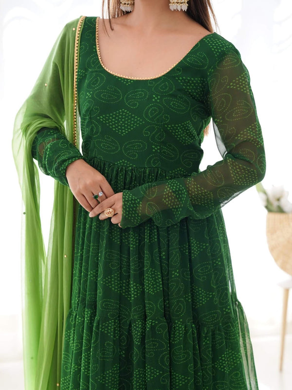 Green bandhani tiered anarkali set(Set of 2)