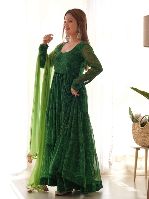 Green bandhani tiered anarkali set(Set of 2)