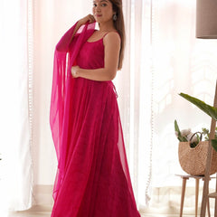 Magenta bandhani anarkali set (set of 2)