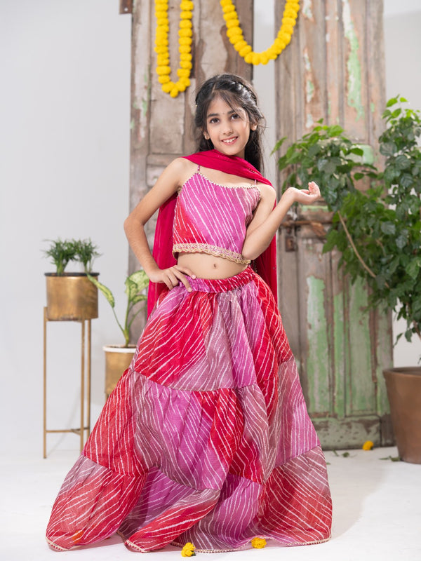 Gulabi Leher – Tiered Lehenga Choli Set