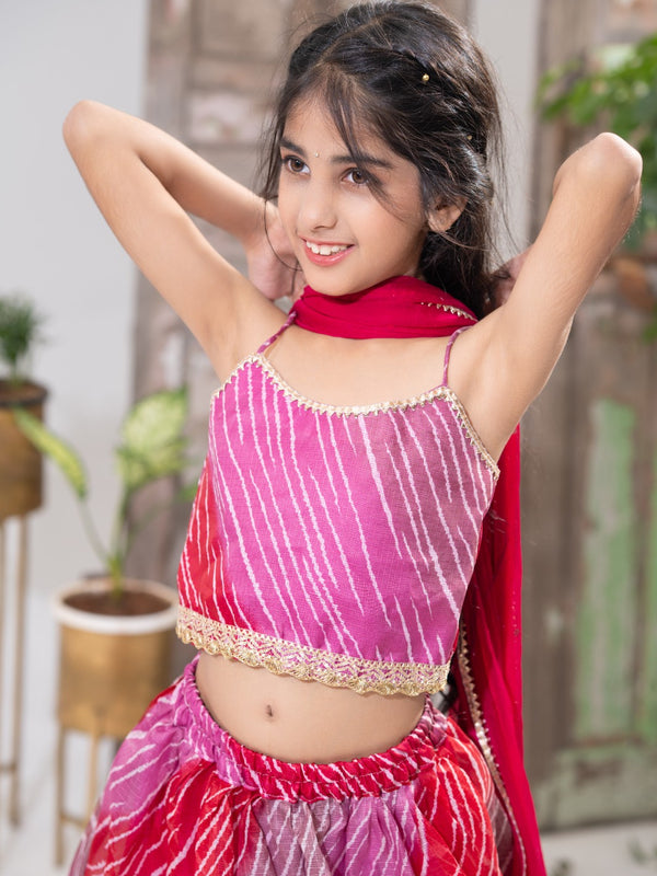 Gulabi Leher – Tiered Lehenga Choli Set