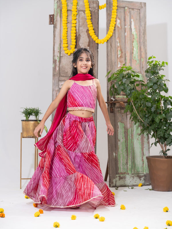 Gulabi Leher – Tiered Lehenga Choli Set