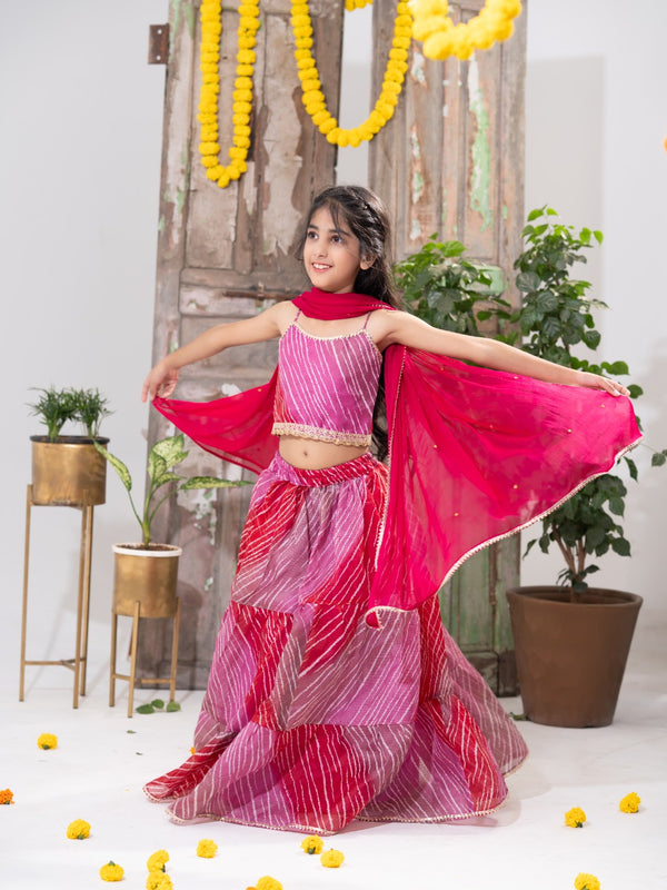 Gulabi Leher – Tiered Lehenga Choli Set