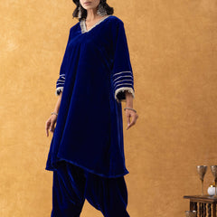 Royal Blue Velvet Kurta Salwar Set with Lace Detailing