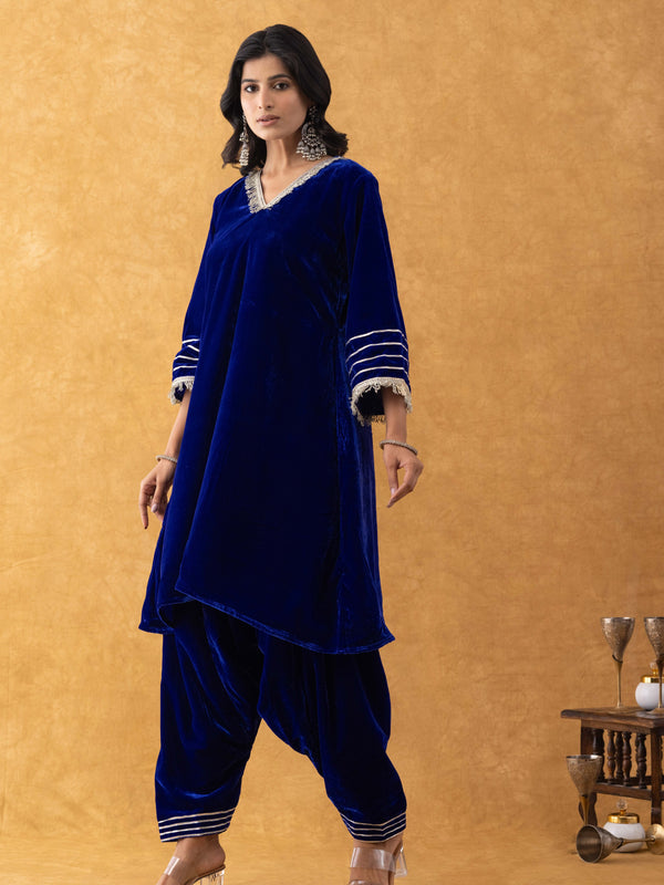 Royal Blue Velvet Kurta Salwar Set with Lace Detailing