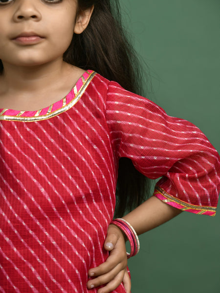 Girls Magenta Leheriya Kurta and Flared Skirt Set