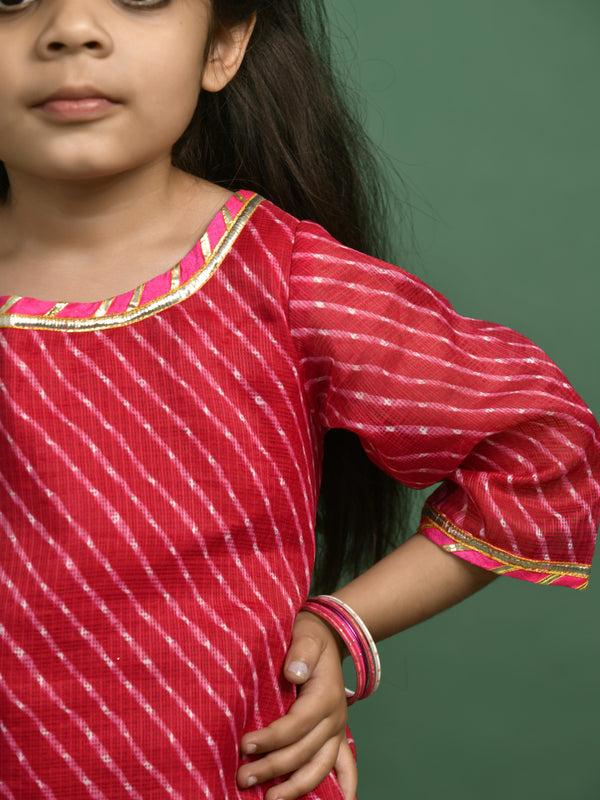 Girls Magenta Leheriya Kurta and Flared Skirt Set