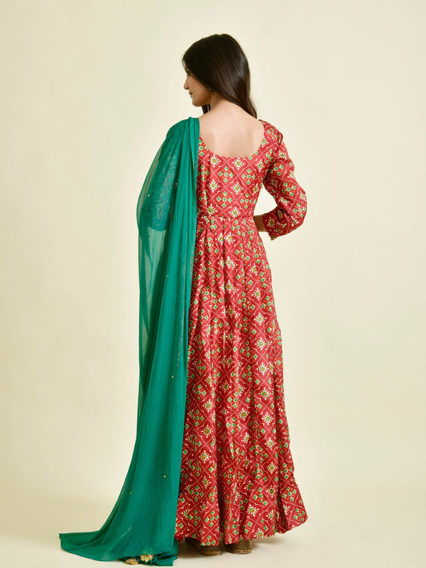 DESI RED SWAG IN PRINTS
