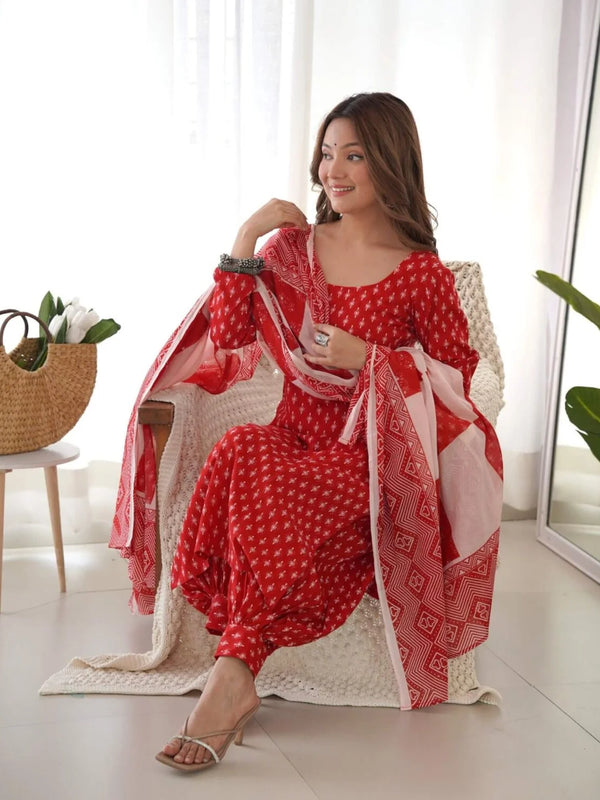Red block suit set