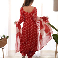 Red block suit set