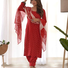 Red block suit set
