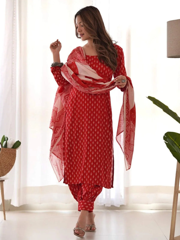 Red block suit set