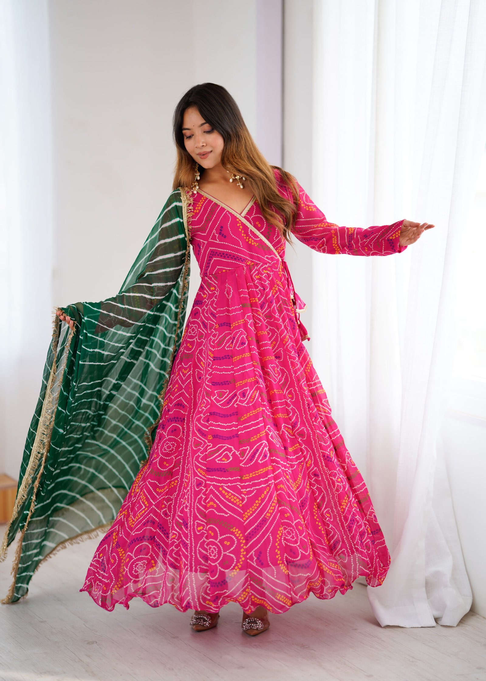 Gulabi Leheriya Georgette Anarkali Set with Chiffon Dupatta - Image 4